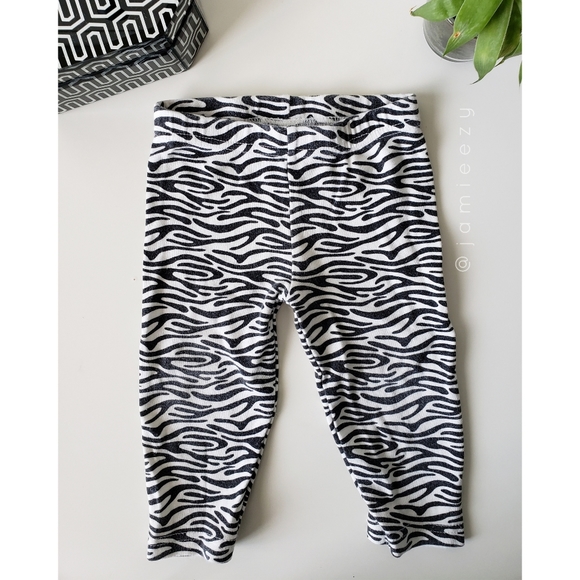 Carter's | Zebra Print Matching Top and Pants Set - Picture 5 of 6